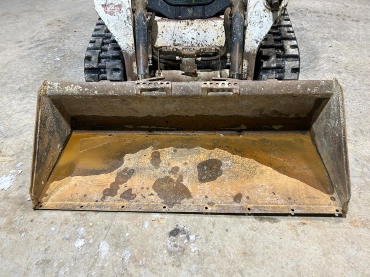 2016-bobcat-t590-image-9