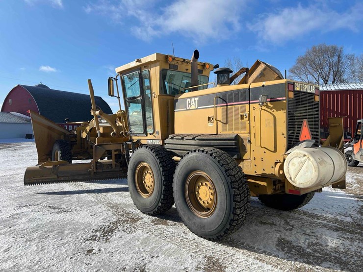 2007-caterpillar-160h-image-10