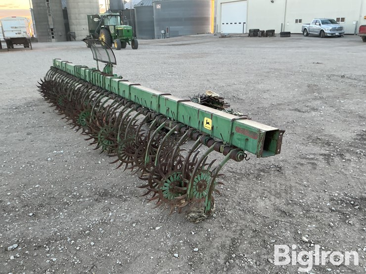 john-deere-400-image-7