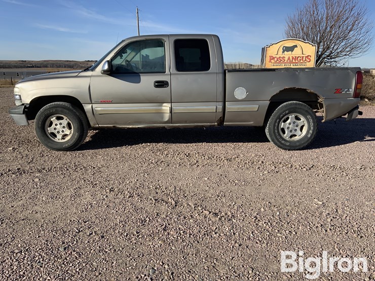 2002-chevrolet-silverado-1500-image-8