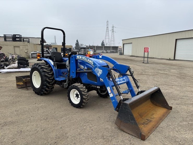 2017-new-holland-workmaster-40-image-2