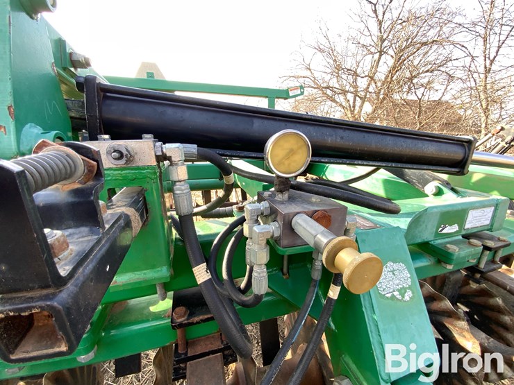 great-plains-3000tt-image-18