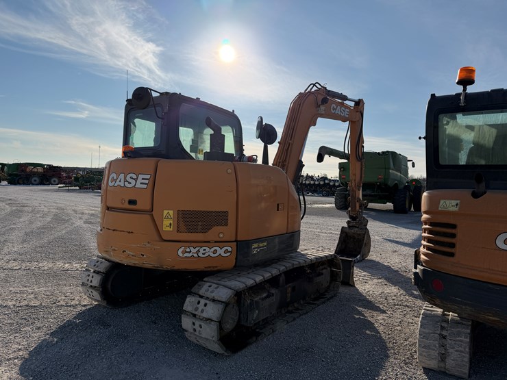 2019-case-cx80c-image-10