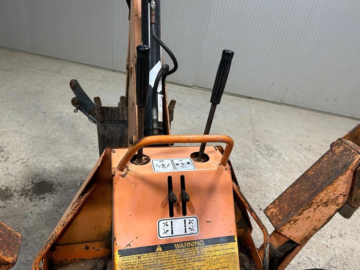 kubota-b8200-image-17