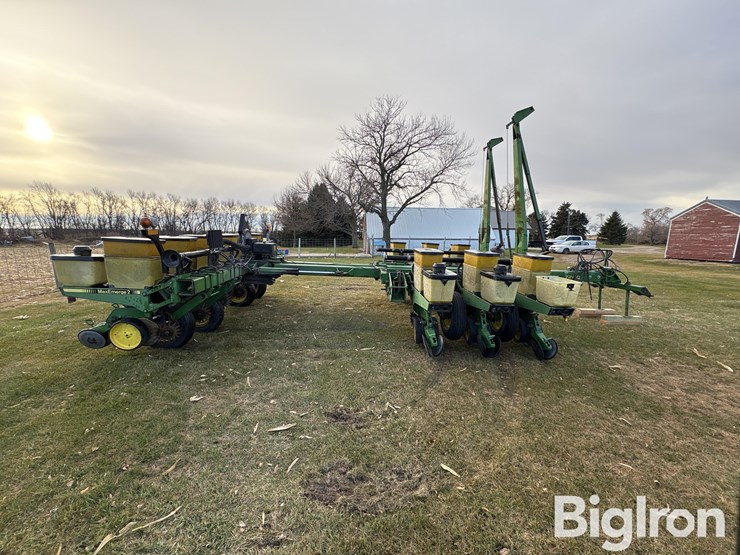 john-deere-7200-image-4