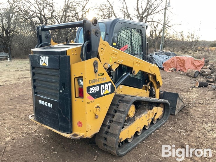 2016-caterpillar-259d-image-5