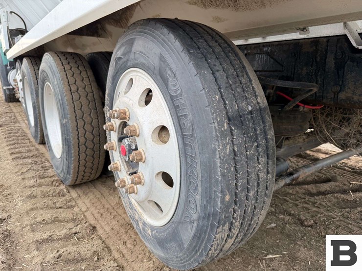 2012-international-workstar-7500-image-32