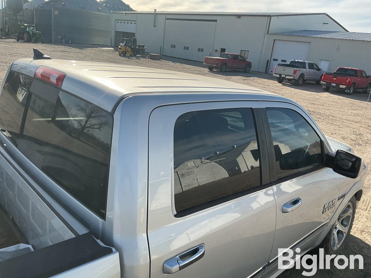 2014-ram-1500-laramie-image-9