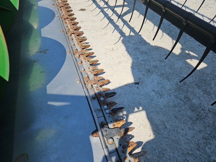 2009-john-deere-635f-image-4