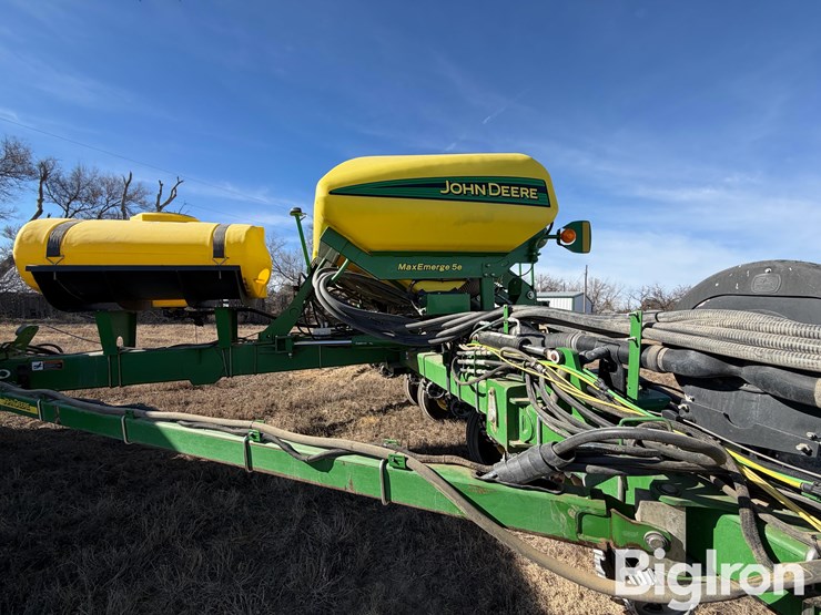 john-deere-1770nt-ccs-image-15