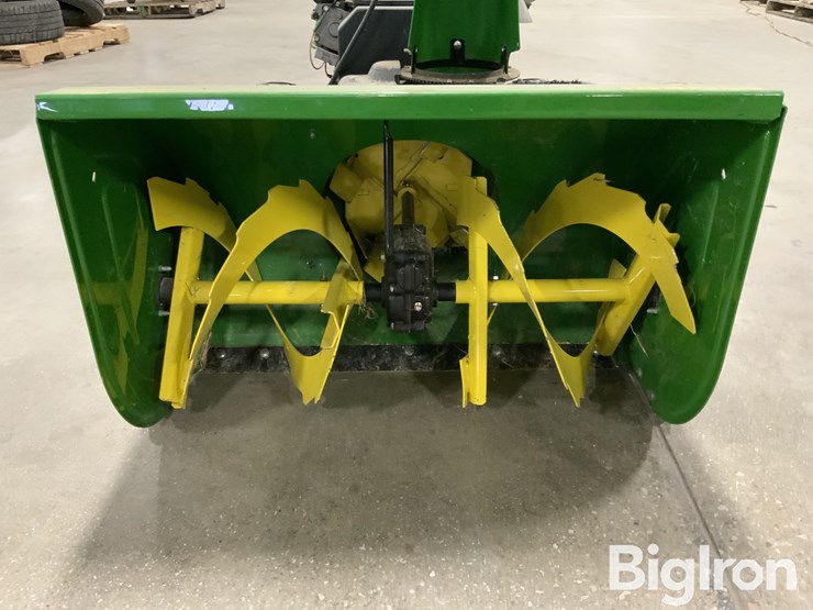 john-deere-16-image-12