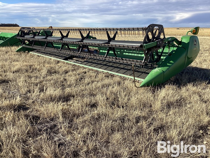 2009-john-deere-630d-image-1