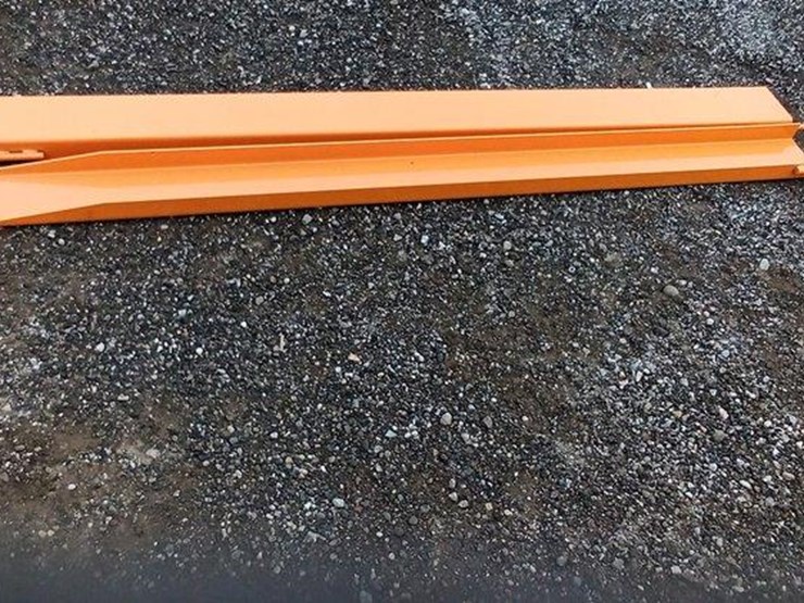 #1484c-•-unused,-wolverine,-pallet-forks-extensions,-ex-66-84l*-image-2