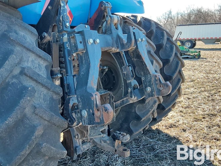 2007-new-holland-t8010-image-9