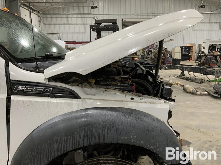 2014-ford-f550-image-9