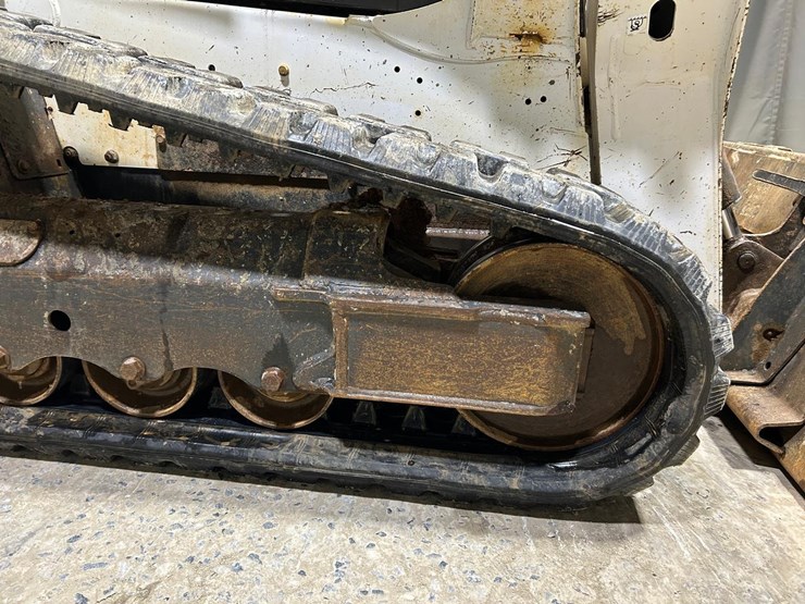 2016-bobcat-t590-image-14