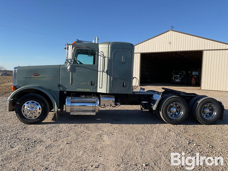 2006-peterbilt-378-image-8