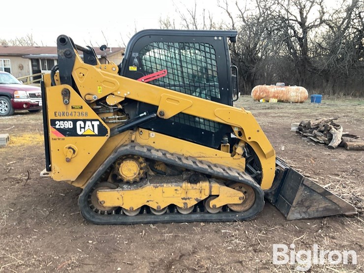 2016-caterpillar-259d-image-4