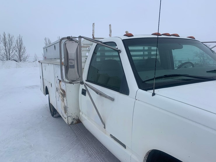 1999-chevrolet-3500-image-38