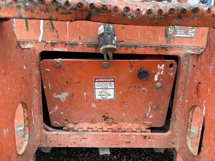 2006-snorkel-s1930-image-12