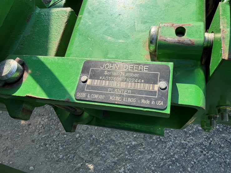 2005-john-deere-1760-image-12