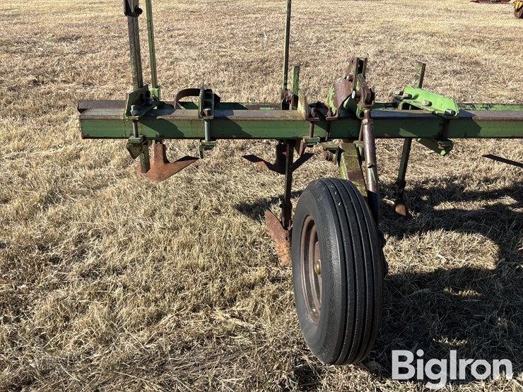 john-deere-3-pt-cultivator/ditcher-image-13