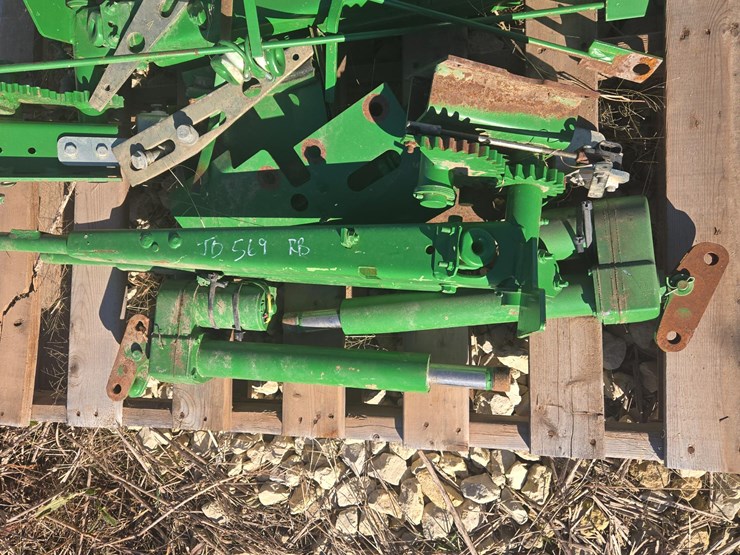 john-deere-569-image-10