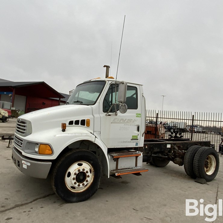 2006 STERLING ACTERRA