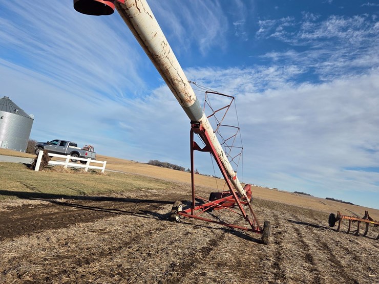 feterl-10"-x-64'-auger-image-6