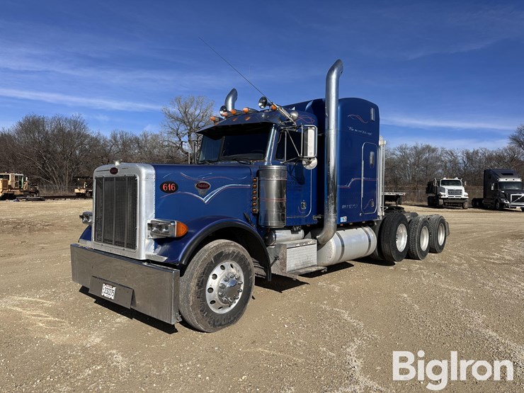 2002-peterbilt-379-image-1