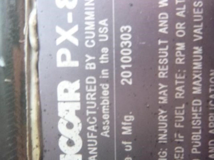 2011-peterbilt-337-image-24