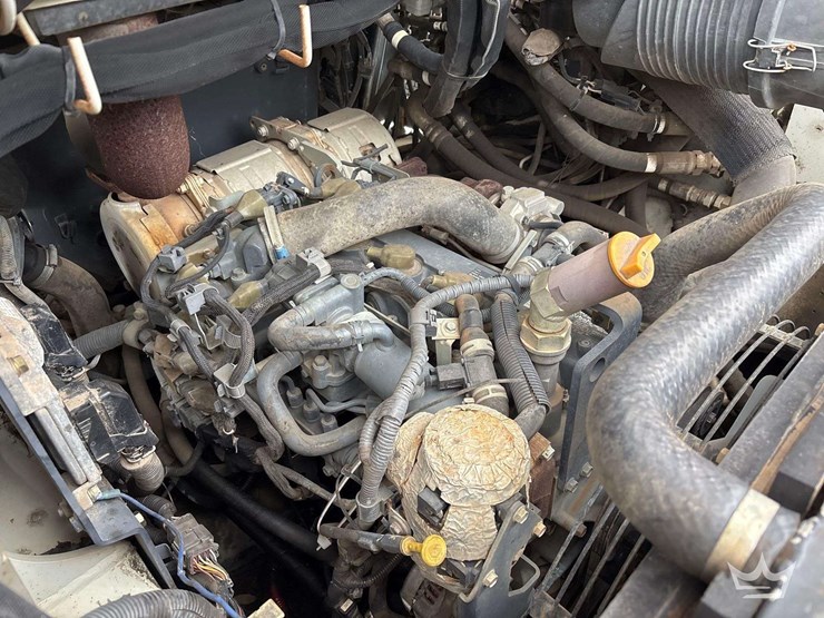 2016-takeuchi-tl10v2-image-13