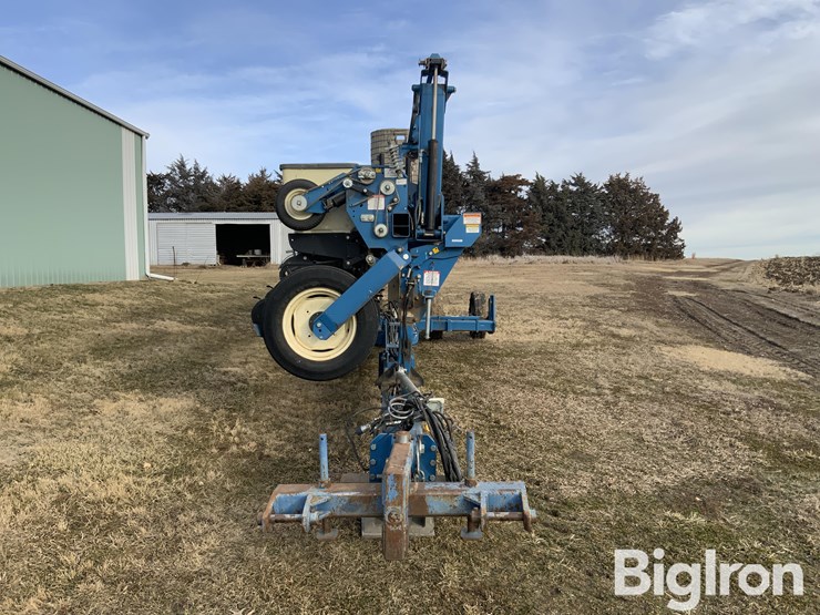 2005-kinze-3600-image-2