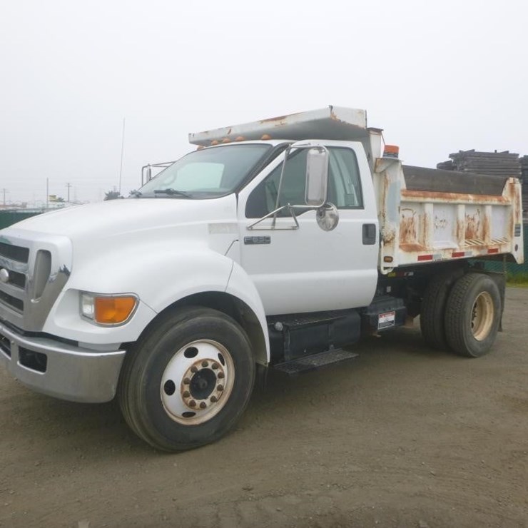 2008 FORD F650