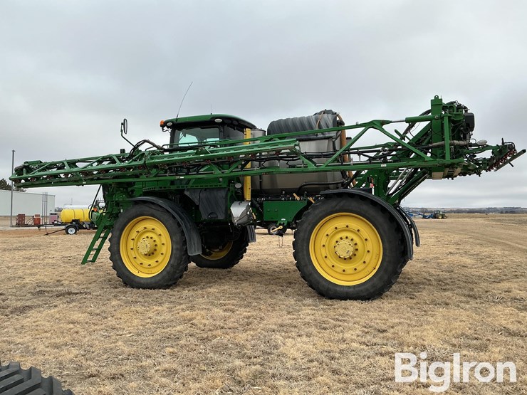 2018-john-deere-r4045-image-8