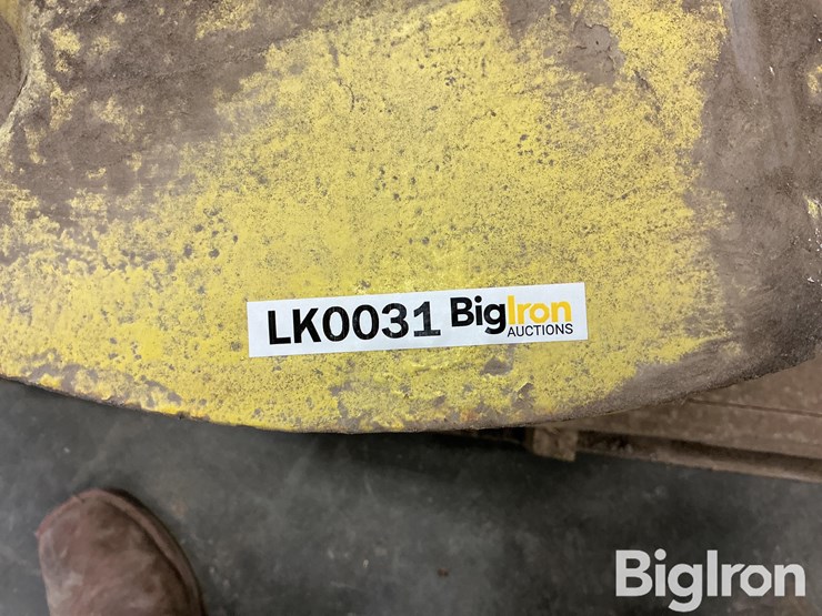 john-deere-24-image-13