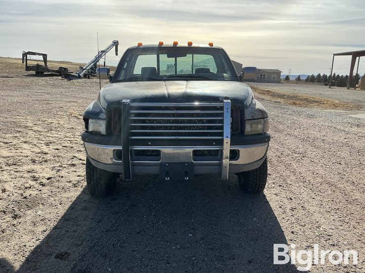 1994-dodge-ram-2500-image-2