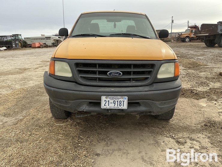 2004-ford-f150-xl-image-2