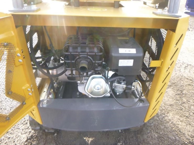 agt-mx12rx-hydraulic-excavator-image-24