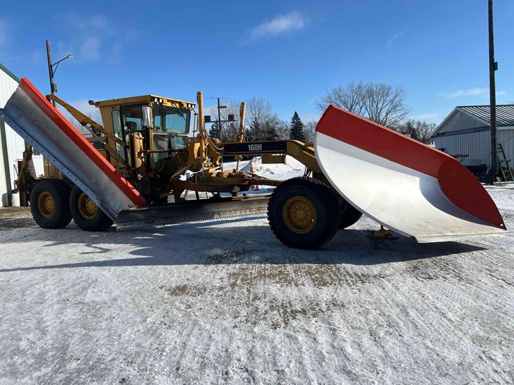 2007-caterpillar-160h-image-4