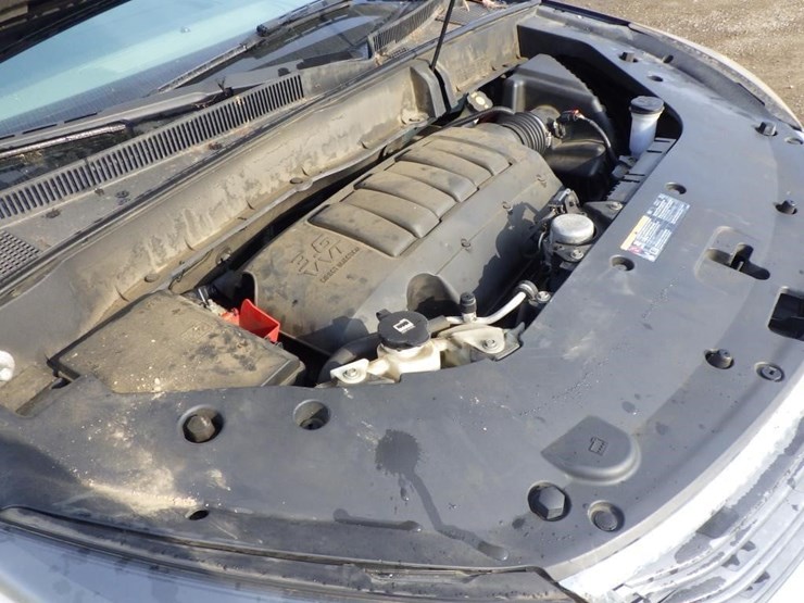 2015-chevrolet-traverse-image-11