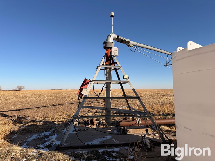 zimmatic-307-7-tower-center-pivot-image-7