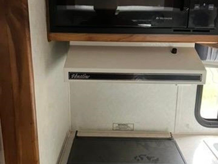 1994-skyline-nomad-special-3055-camper-image-11