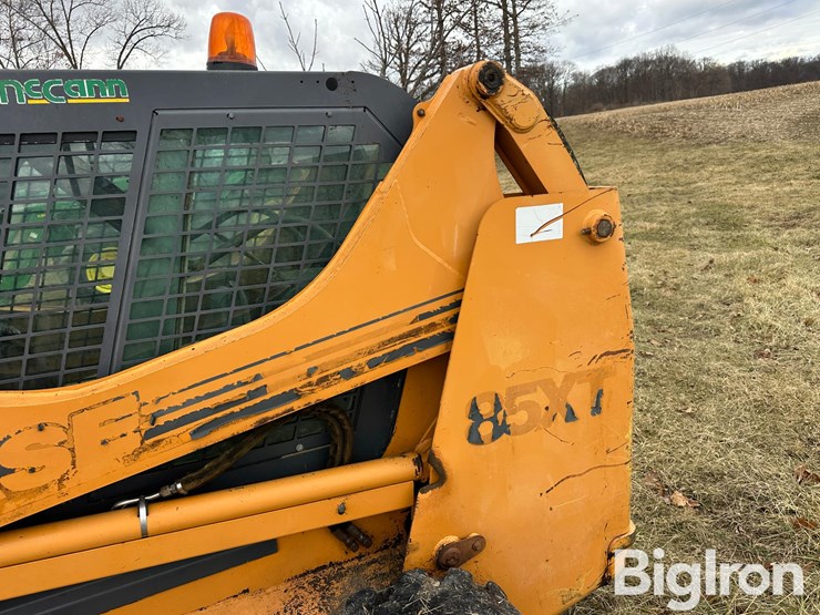 2001-case-85-xt-image-17