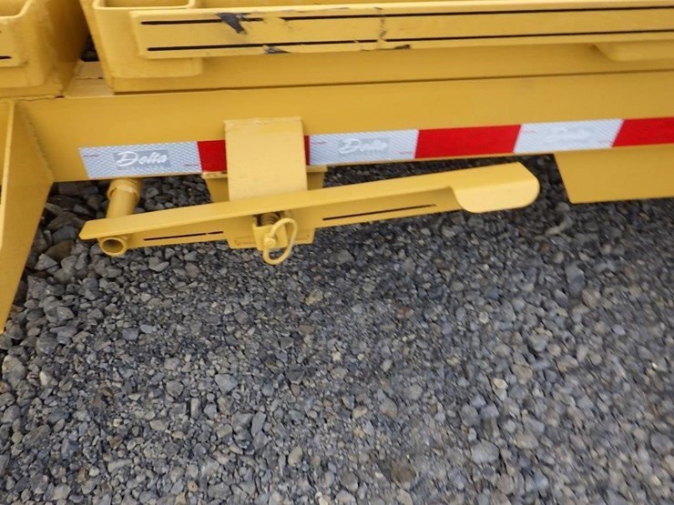 2026-delta-7'x20'-t/a-tilt-deck-trailer-image-8