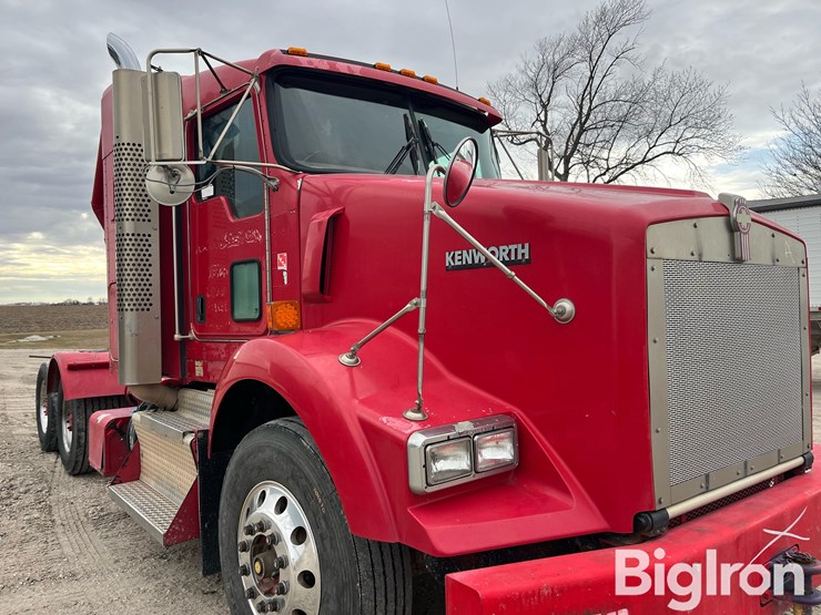 2012-kenworth-t800-image-14