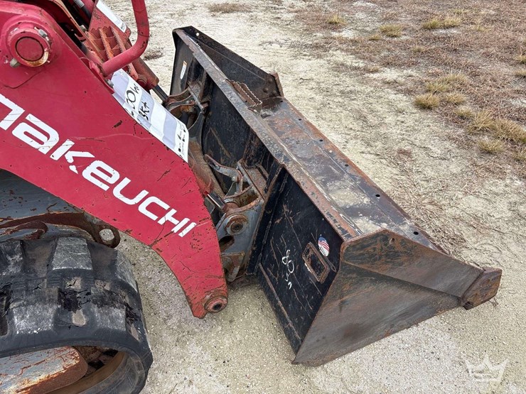 2016-takeuchi-tl10v2-image-8