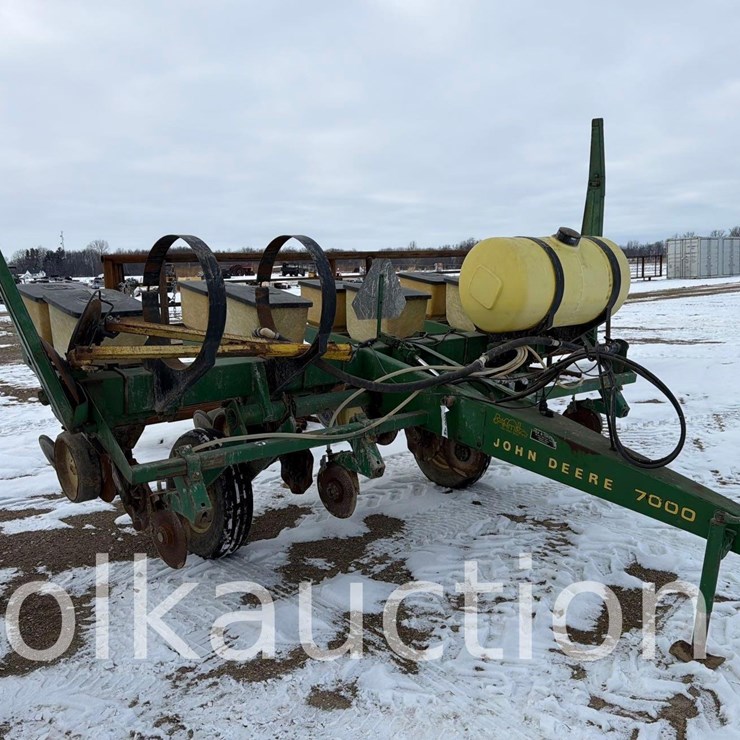 JOHN DEERE 7000