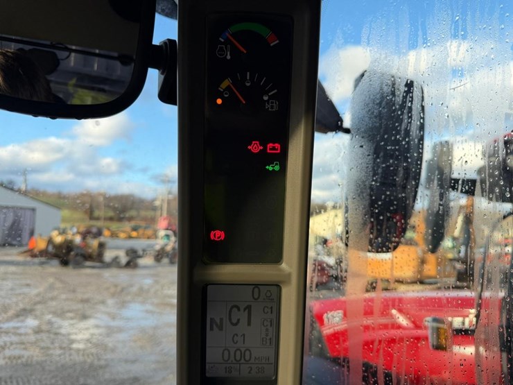 2022-case-ih-maxxum-115-image-25