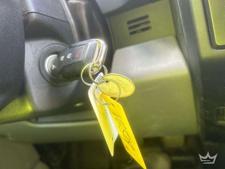 2020-ford-f150-image-25